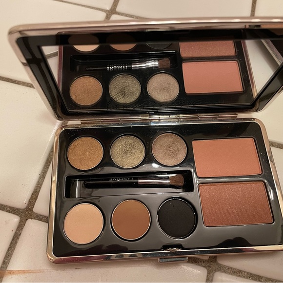 LANCÔME 2 Limited Edition Makeup Palettes NEW NEVER USED. (#5) - Picture 4 of 7